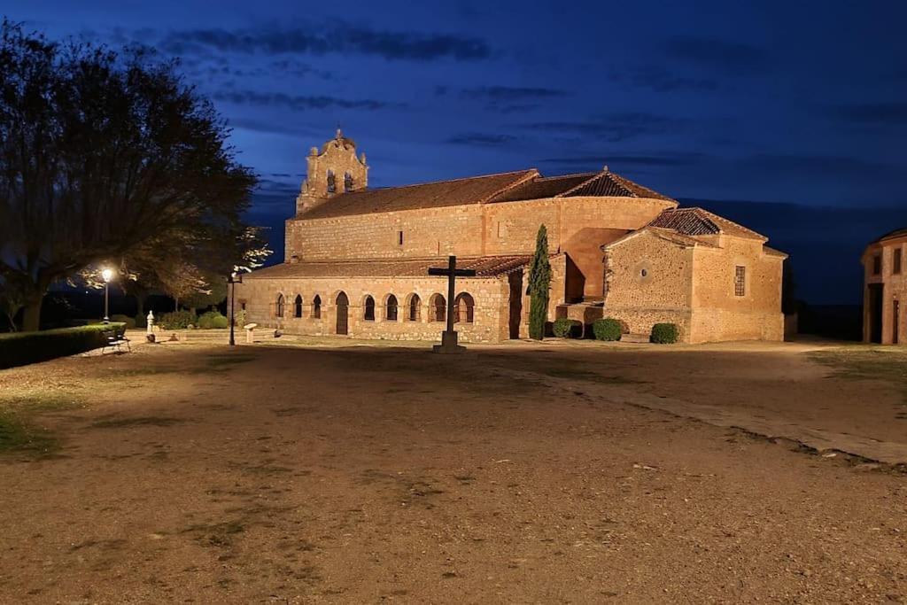 Casas Rurales Mi Reja A Santa Maria de Riaza المظهر الخارجي الصورة